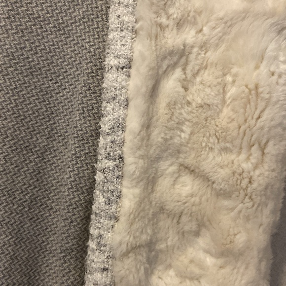 Anthropologie Faux fur trim cotton blazer with chevron print - Picture 3 of 6